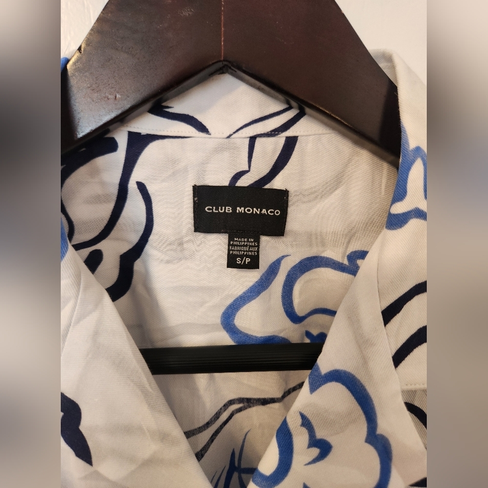 THREE Men's Club Monaco Short Sleeve Button Up Shirts Size Small - Picture 8 of 16